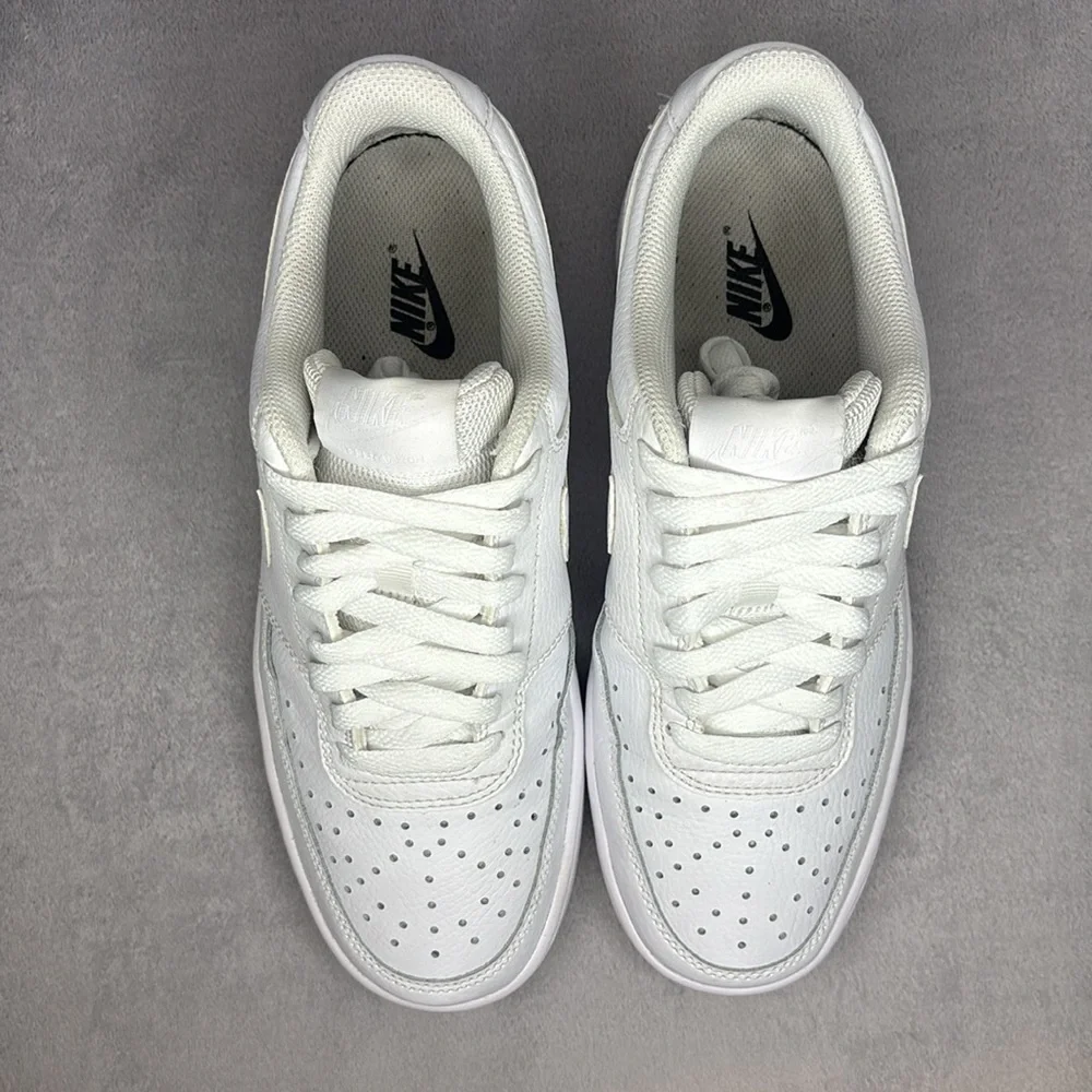 Nike crisp all